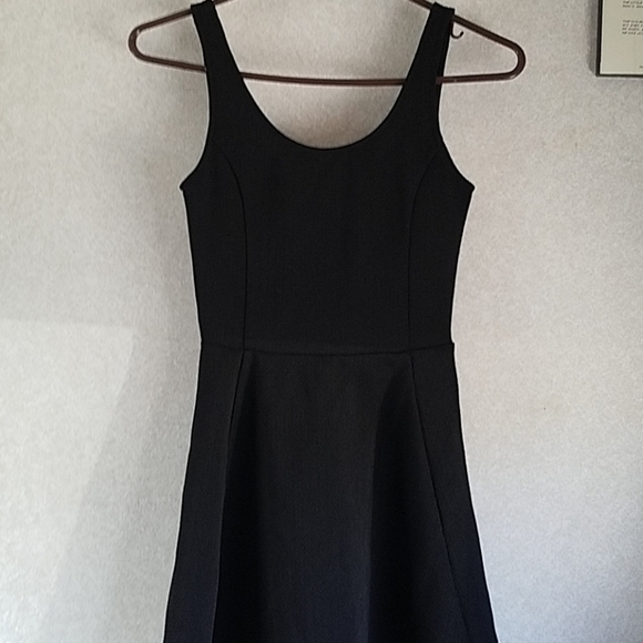 H&M Dress - Picture 2 of 5